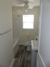 100 Lodge Rd in Poquoson, VA - Building Photo - Building Photo