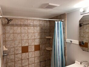 4526 N Menard Ave in Chicago, IL - Building Photo - Building Photo