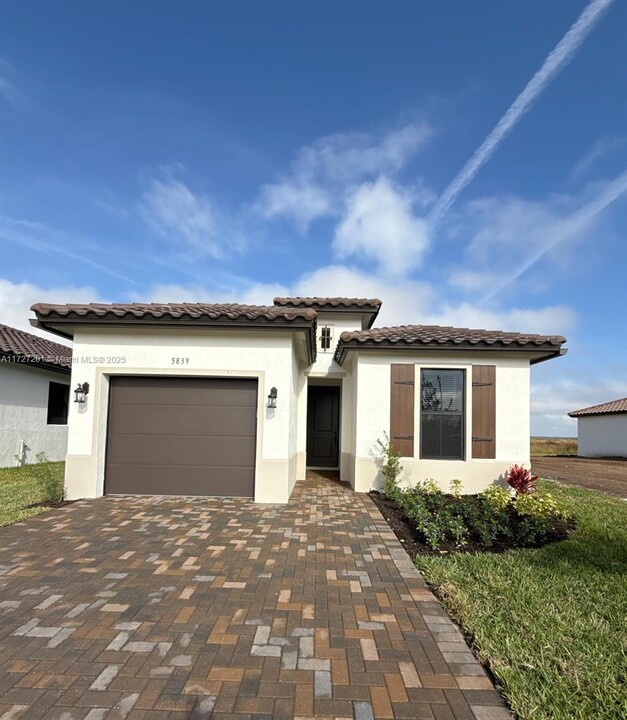 5839 Cassidy Ln in Ave Maria, FL - Building Photo