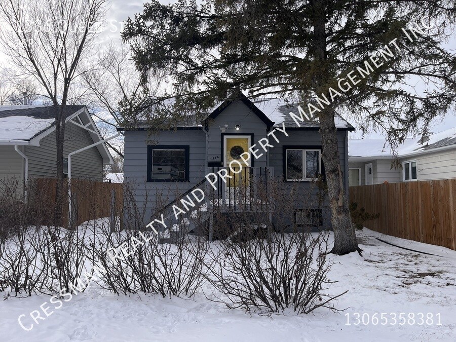 1336 Queen St in Regina, SK - Building Photo
