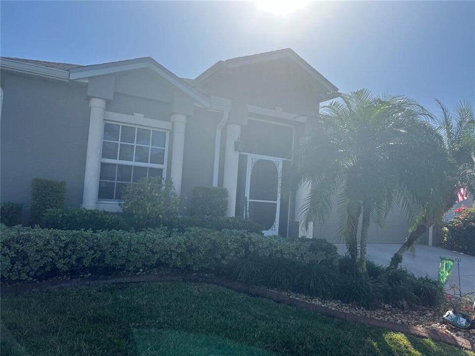 1717 Sunderland Dr in Punta Gorda, FL - Building Photo