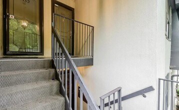 140 Lablanc Way NW in Atlanta, GA - Building Photo - Building Photo