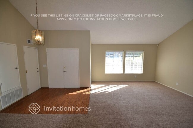 22934 Frisca Dr in Santa Clarita, CA - Building Photo - Building Photo