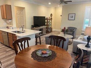 1225 Blakeway St, Unit 804 in Daniel Island, SC - Building Photo - Building Photo