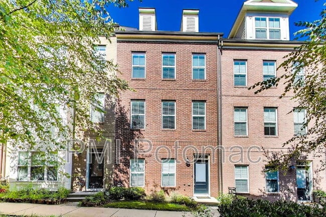 property at 127 Kandinsky Loop