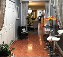 3865 W 9th Way-Unit -17 in Hialeah, FL - Building Photo - Building Photo