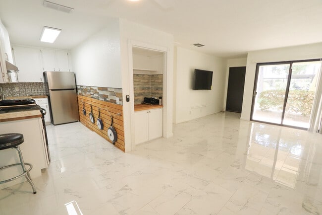 property at 751 Los Felices Cir W