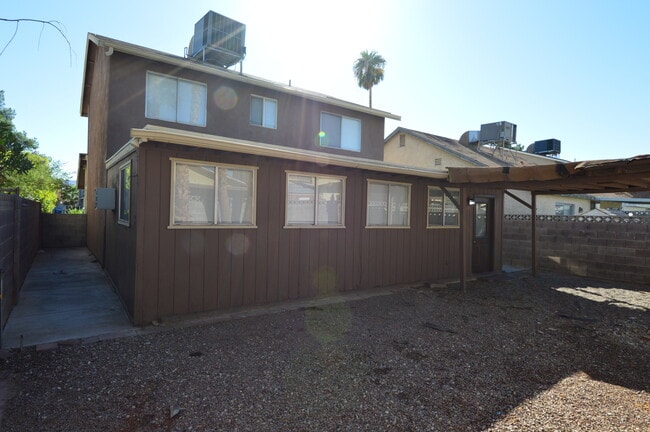 1553 Teardrop St in Las Vegas, NV - Building Photo - Building Photo
