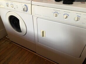 81 Boylston St, Unit 4 in Brookline, MA - Building Photo - Building Photo