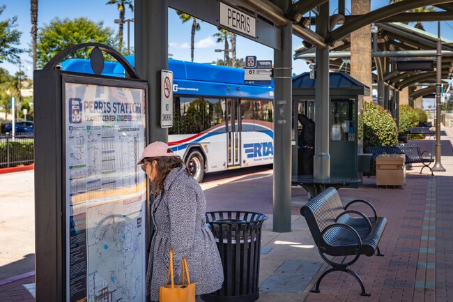 Apartments for rent in Golden Valley Farms, CA