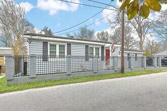 1133 Brody Ave in Charleston, SC - Building Photo - Building Photo