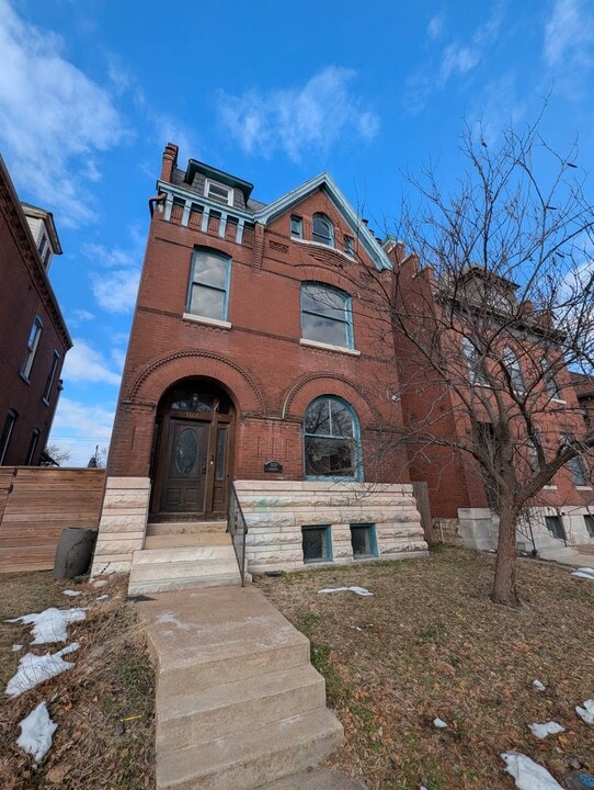 3129 Shenandoah Ave in St. Louis, MO - Building Photo