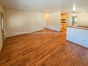2 Haselden Dr in Cloverdale, CA - Building Photo - Building Photo