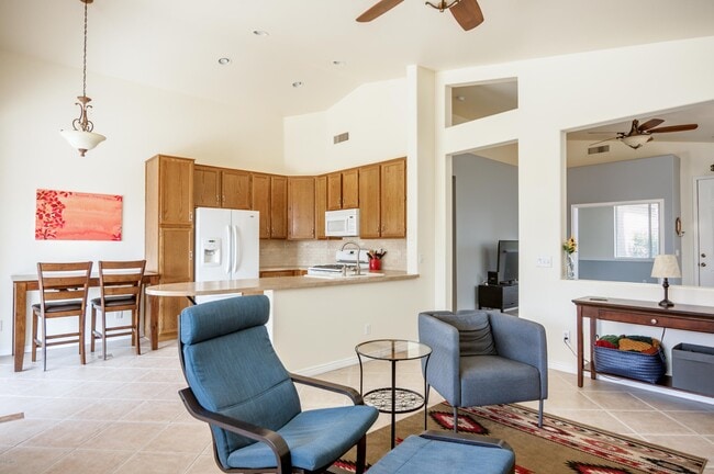 6875 W Harrison St in Chandler, AZ - Foto de edificio - Building Photo