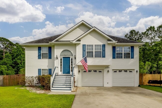 property at 132 Ridgewood Cir