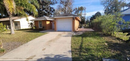 713 Ellen St in Daytona Beach, FL - Building Photo - Building Photo