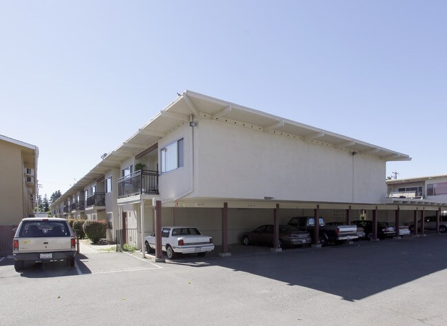 The Villas at Clark in Yuba City, CA - Building Photo - Building Photo