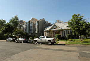 Lenox Place Apartments