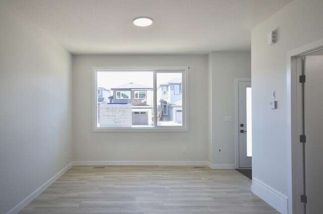 3703-3214 214 St NW in Edmonton, AB - Building Photo - Building Photo