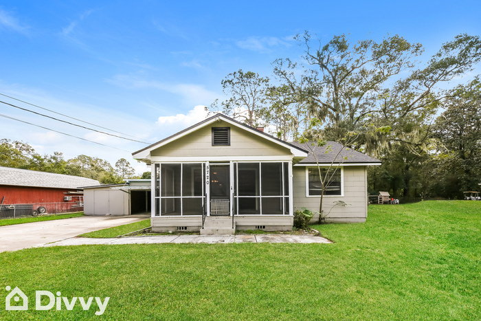 5720 Penny Ln in Jacksonville, FL - Building Photo