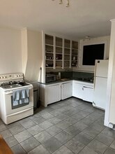 139 Railroad St in Johnson, VT - Building Photo - Building Photo