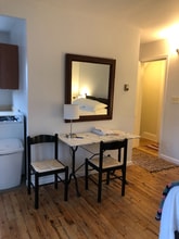 1296 W 106th St in Cleveland, OH - Building Photo - Building Photo