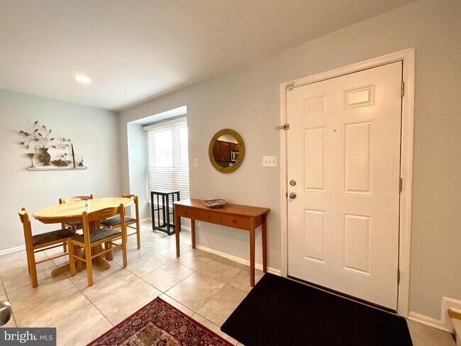 7334 Rockford Dr in Falls Church, VA - Building Photo - Building Photo