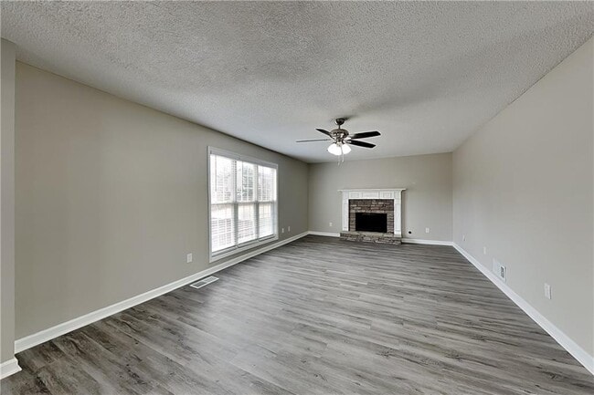 33 Ashland Cir in Douglasville, GA - Building Photo - Building Photo