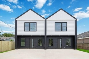 4337 Clover St in Houston, TX - Building Photo