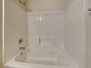 134 Perry Creek Dr in Jacksonville, FL - Building Photo - Building Photo