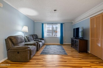 25A Pine Ln in Albany, NY - Building Photo - Building Photo