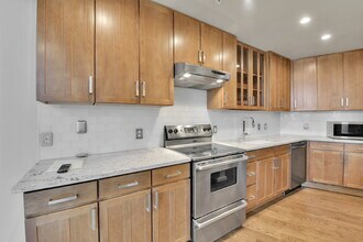 1050 Cherokee St-Unit -#307 in Denver, CO - Building Photo - Building Photo