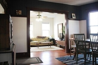 80 Aldrich St, Unit 2 in Boston, MA - Building Photo - Building Photo