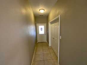 2035 Maywood Dr SE in Albuquerque, NM - Building Photo - Building Photo