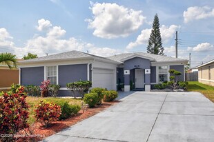 824 Temple St in Cocoa, FL - Building Photo