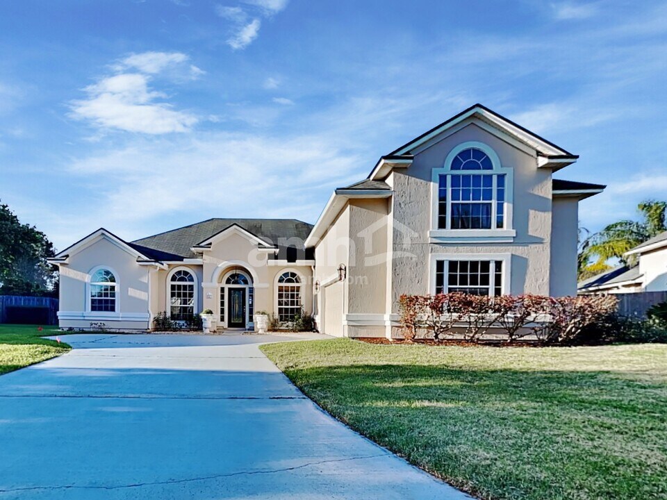 821 Templeton Ln in Ponte Vedra Beach, FL - Foto de edificio