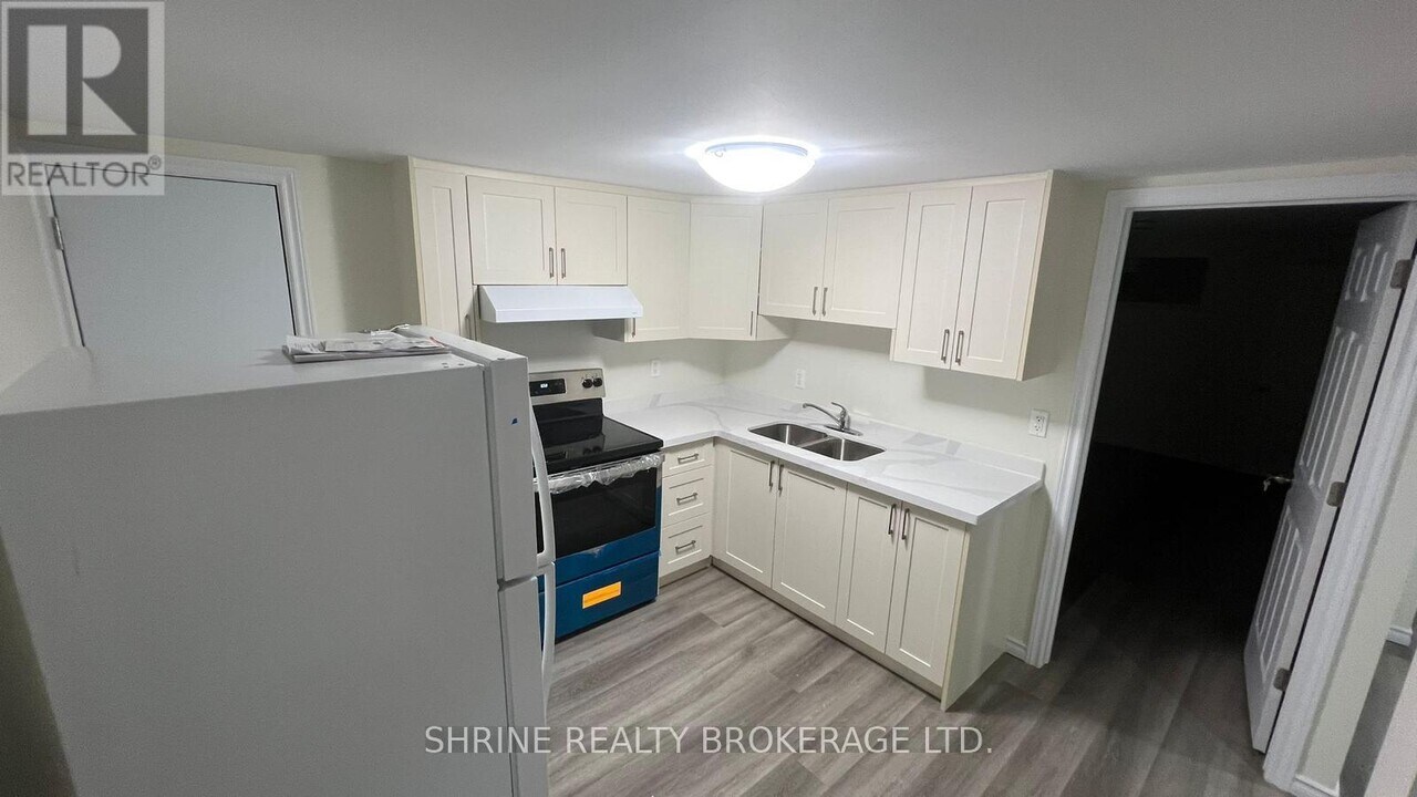 259 McNay St in London, ON - Building Photo