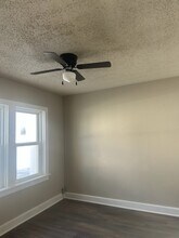 404 State St in Augusta, KS - Building Photo - Building Photo