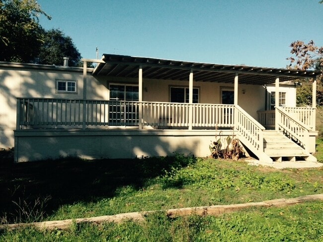 14084 Orange Blossom Rd in Oakdale, CA - Building Photo - Building Photo