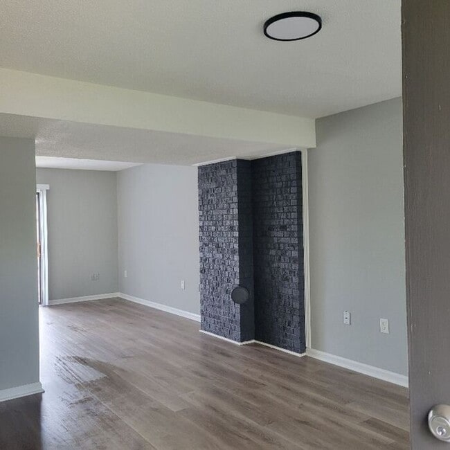 property at 200 S Liberty St