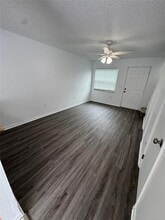 1409 NE 17th Ave in Ocala, FL - Foto de edificio - Building Photo