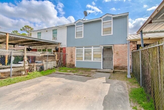 property at 9706 Farragut St