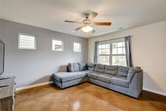 4616 Inicio Ln in Austin, TX - Building Photo - Building Photo