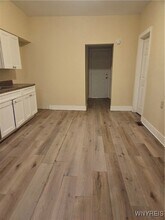 24 Clay St in Buffalo, NY - Building Photo - Building Photo