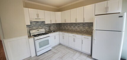 641 Ferry St, Unit 1st in New Haven, CT - Foto de edificio - Building Photo