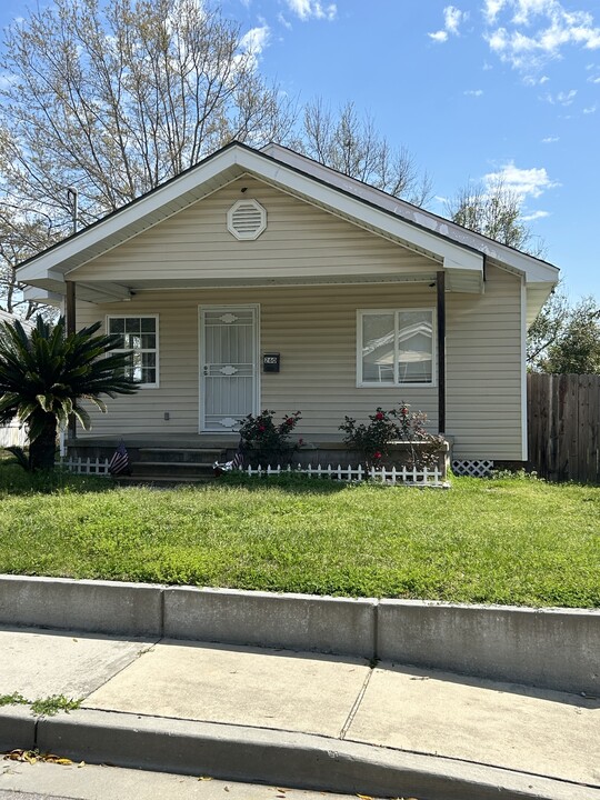 260 Strangi Ave in Biloxi, MS - Building Photo