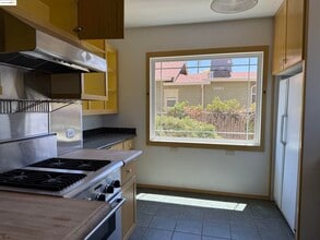 561 McLeod St in Livermore, CA - Building Photo - Building Photo