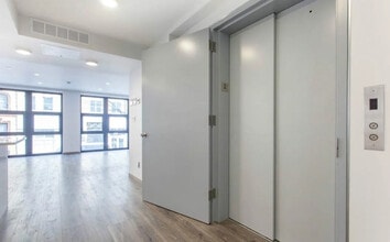 222 E 7th St in New York, NY - Building Photo - Building Photo