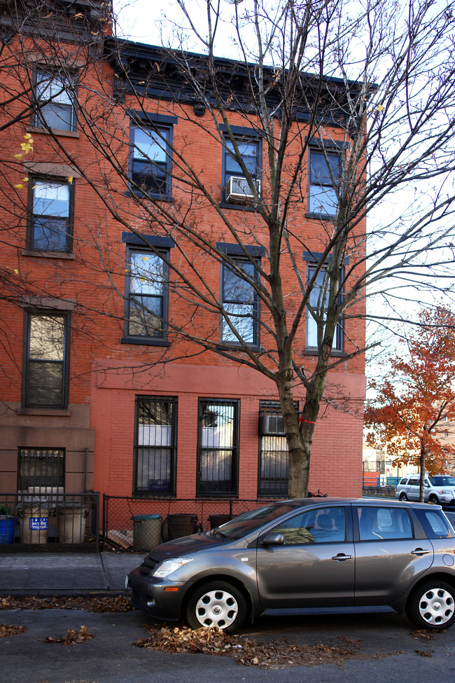 527 Hicks St in Brooklyn, NY - Building Photo - Building Photo