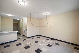 29255 Old Hwy 58 in Barstow, CA - Building Photo